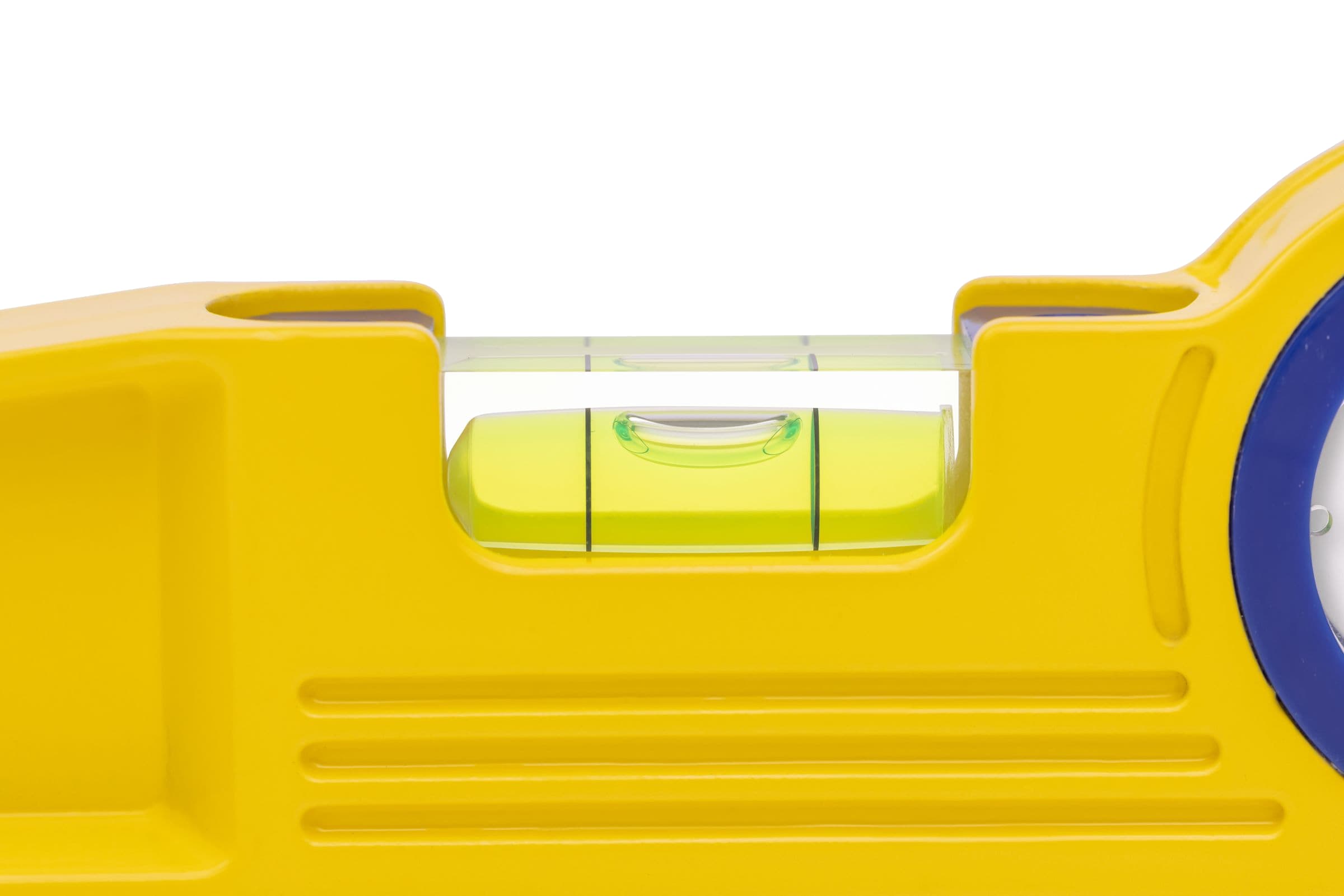 Close-up of the TL035M 0° notch and the ribs beside it.